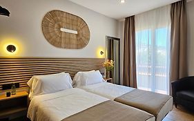 Lagom Apartments New, 5 Min Walk From The Sea
